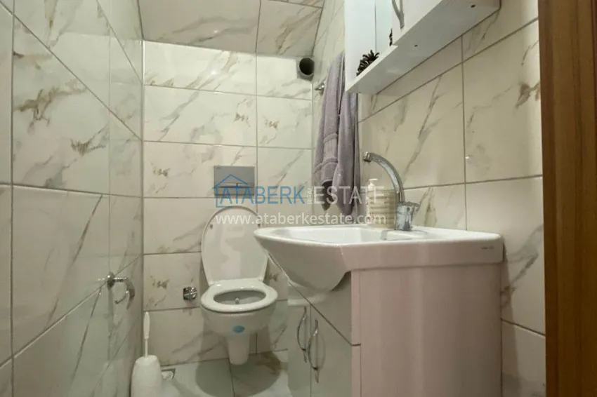 Purchase Spacious 3-bedroom duplex penthouse with furniture in Gazipasa 29 