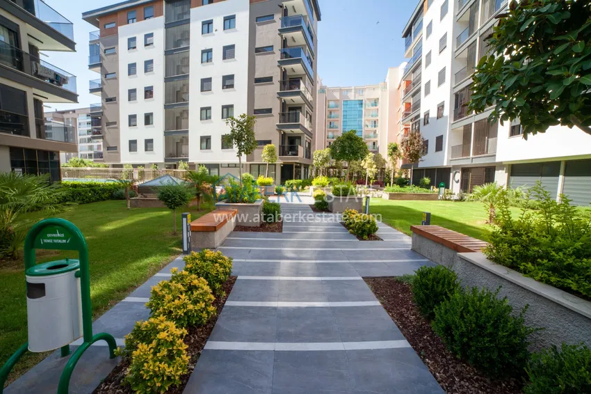 Three-room apartment in Antalya, prestigious district of Uncali, new modern complex 5 