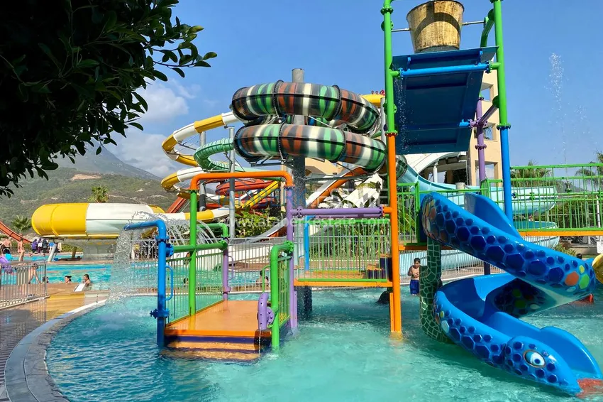 View two-storey villa with luxurious furniture and sea view, Mahmutlar district - Alanya 8 