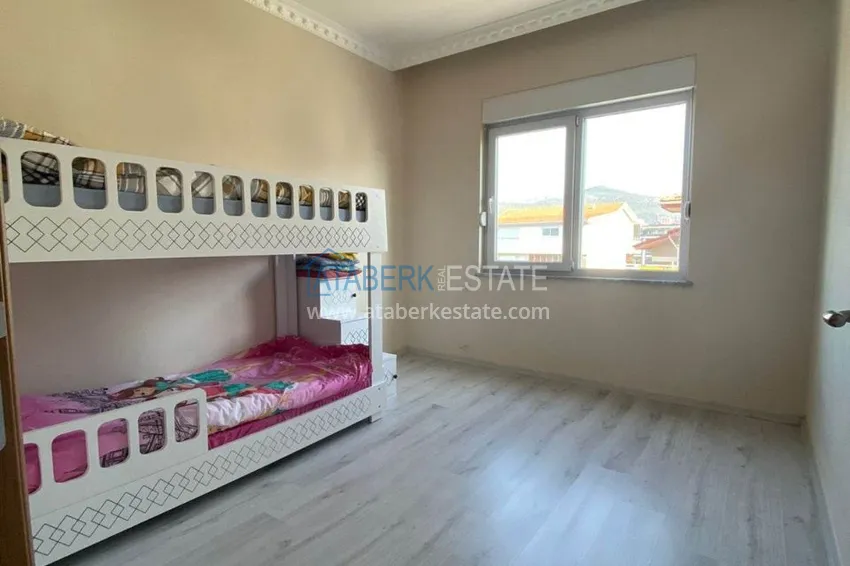 Purchase Spacious 3-bedroom duplex penthouse with furniture in Gazipasa 8 