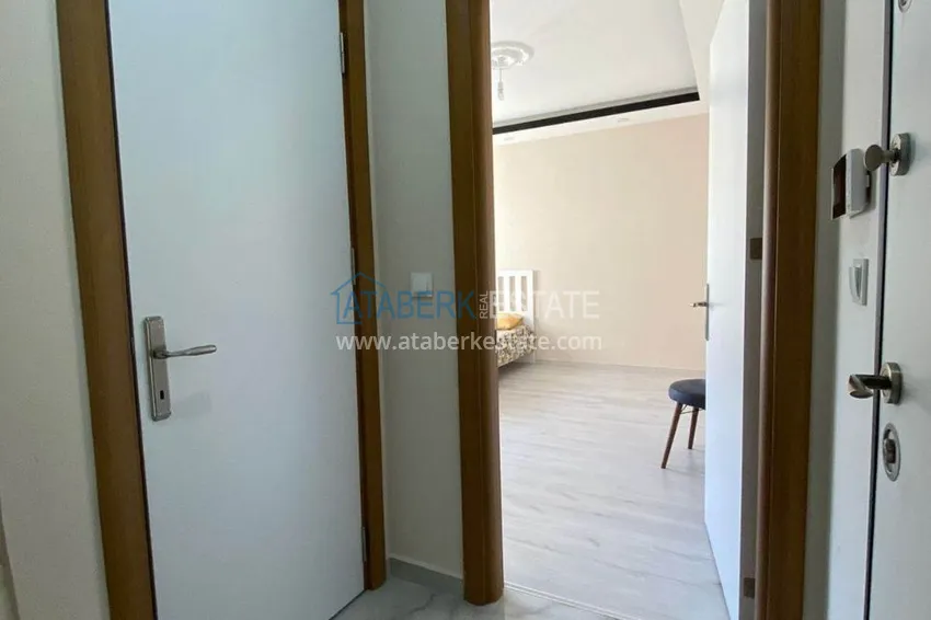 Purchase Spacious 3-bedroom duplex penthouse with furniture in Gazipasa 9 