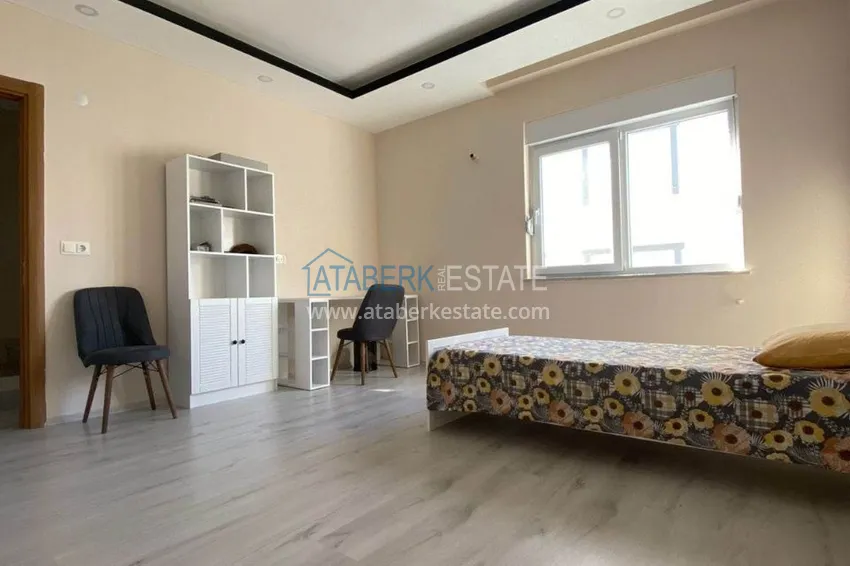 Purchase Spacious 3-bedroom duplex penthouse with furniture in Gazipasa 11 