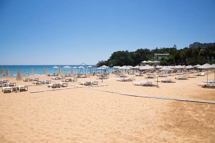 Rent 1+1 apartment with furniture and terrace in a new modern complex – Alanya, Avsallar district 13 