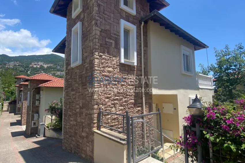 Two-story 2+1 villa in Alanya in a mountain cottage complex, the area is open for a residence permit 14 