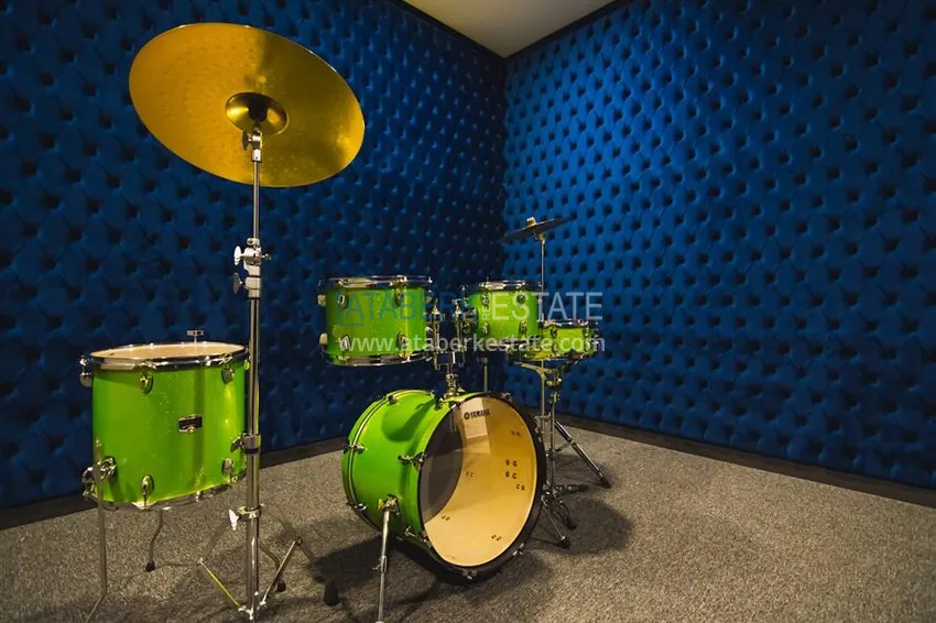 Compact 1+1 penthouse for rent in Kargicak with direct sea and mountain views C12 19 