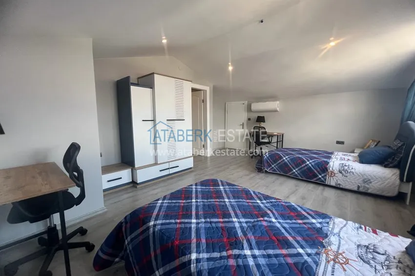 Purchase Rent a 4+1 duplex apartment with furniture in Oba, Alanya A22 18