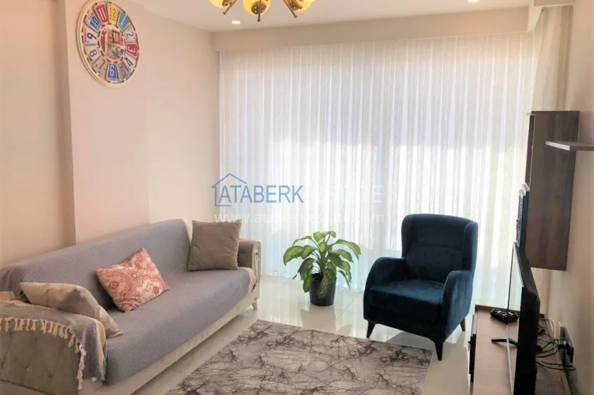 Purchase Furnished 1+1 apartment in a new residential complex near Cleopatra Beach - Alanya Center 2