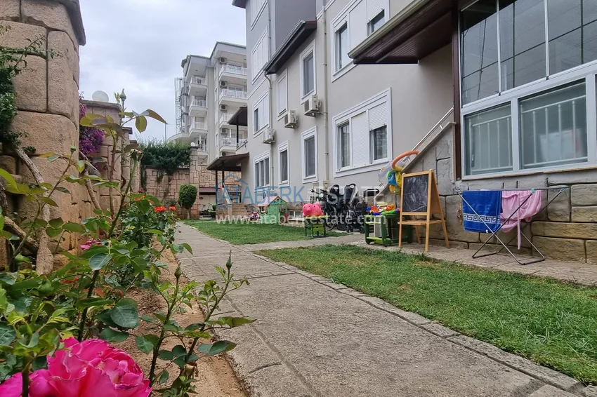 Purchase  Urgent sale! Duplex apartment with separate entrance and private garden in Cikcilli area, Alanya 2 