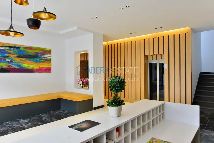 1+1 furnished apartment in a complex on the first coastline, Oba-Alanya area. Real estate for residence permit 7 