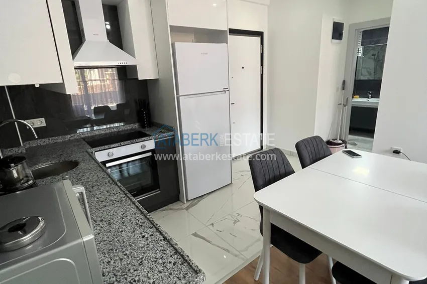 Purchase 1+1 apartment for rent in a comfortable new complex - Alanya, Oba district No. 1 5 