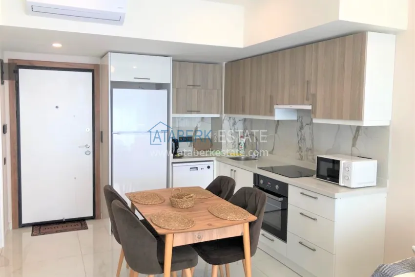 Purchase Furnished 1+1 apartment in a new residential complex near Cleopatra Beach - Alanya Center 5