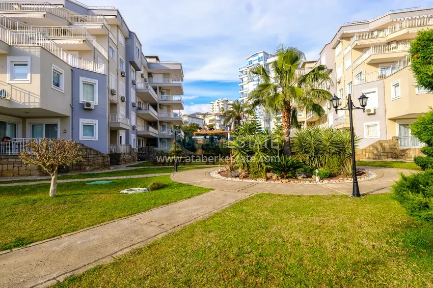 Urgent sale! Duplex apartment with separate entrance and private garden in Cikcilli area, Alanya 8 