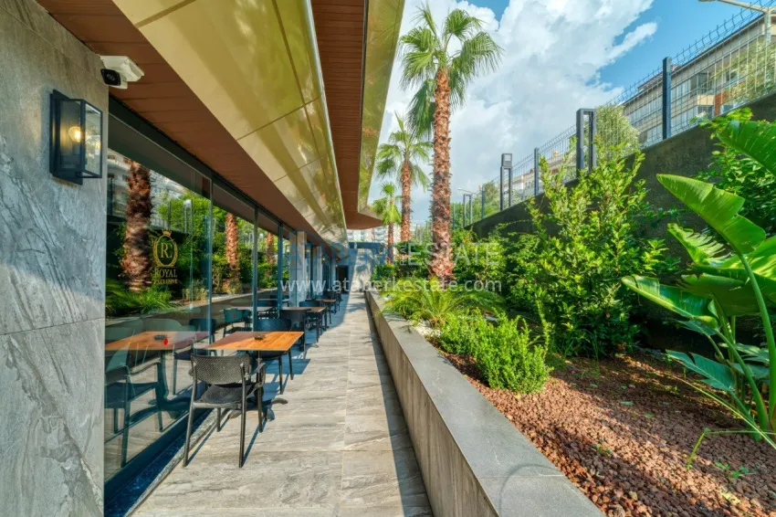 Furnished 1+1 apartment in a new residential complex near Cleopatra Beach - Alanya Center 8