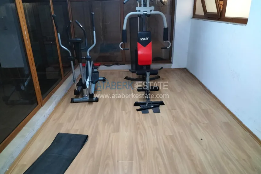 Urgent sale! Apartment 1 + 1 furnished in the center of Alanya - Cleopatra beach area 12 