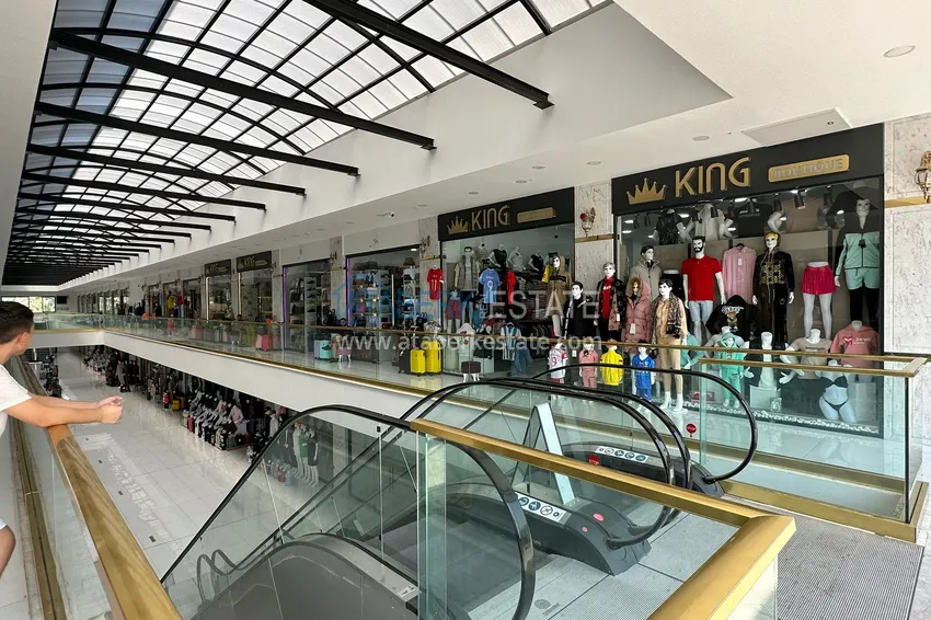Purchase  The project of a new shopping center in the tourist area of ​​Alanya - Turkler 2 