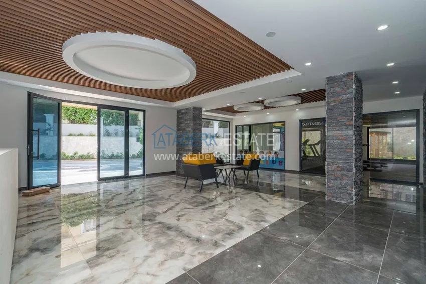 Furnished apartment in the center of Alanya, three-room with glazed balcony 18 