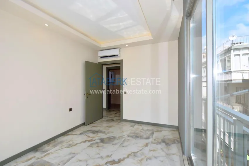 Purchase  Luxury apartment 2+1 in a residence with high engineering equipment - the center of Alanya, 600 meters to Cleopatra beach 17 