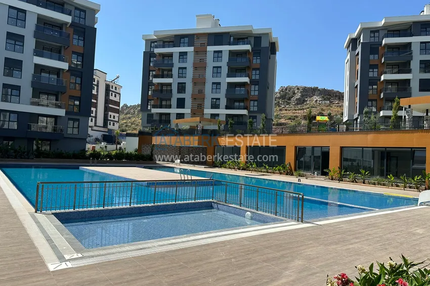 New investment project of a multi-apartment residential complex in Antalya Kepez district 1