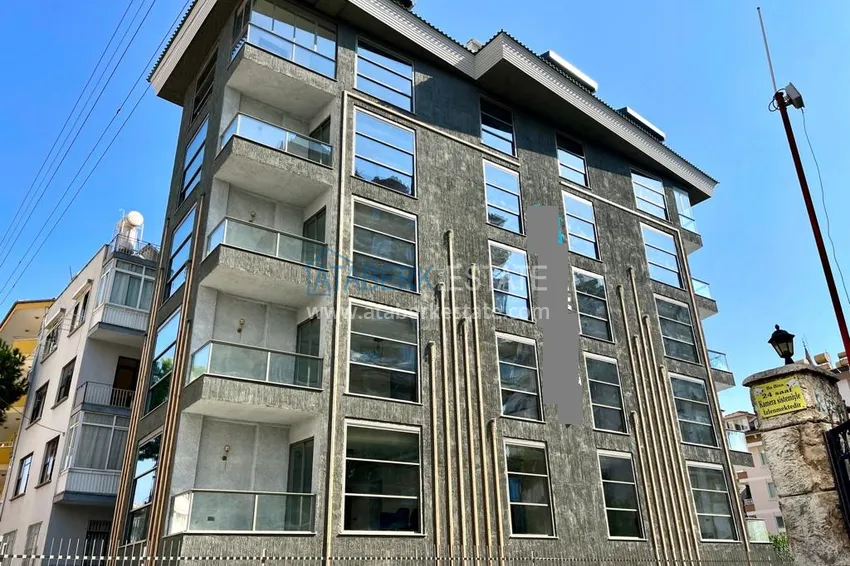 Luxury apartment 2+1 in a residence with high engineering equipment - the center of Alanya, 600 meters to Cleopatra beach 2 