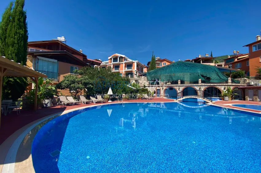 Furnished triplex villa with modern interior in Alanya - Oba district 1 