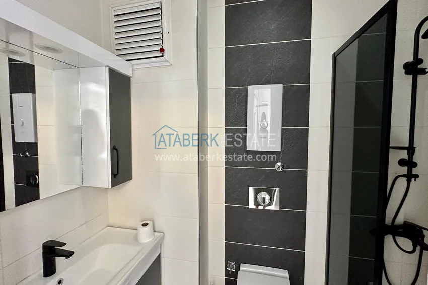 Purchase One bedroom apartment for rent in the center of Alanya, a 4-minute walk from Cleopatra Beach 2 