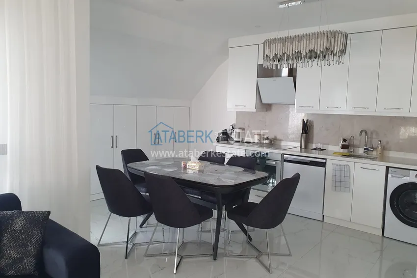 Purchase Linear four-room penthouse with furniture in the center of Alanya in a comfortable complex 5 