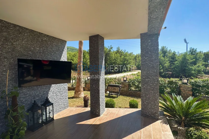 Purchase Furnished triplex villa with modern interior in Alanya - Oba district 5 