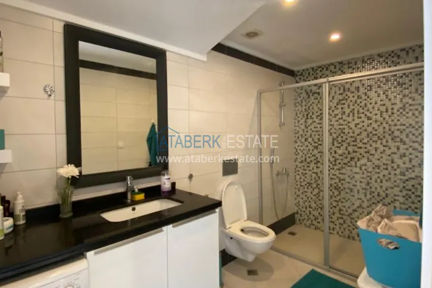 Purchase 3+1 penthouse duplex with furniture and a glazed balcony in the Oba area. Real estate for a residence permit 10 