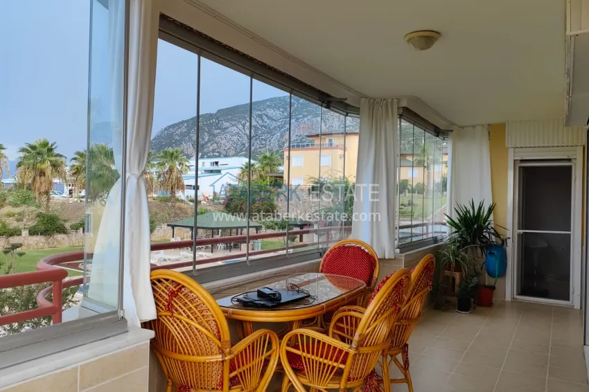 Purchase Panoramic two-bedroom apartment with furniture, glazed balcony in Mahmutlar 14