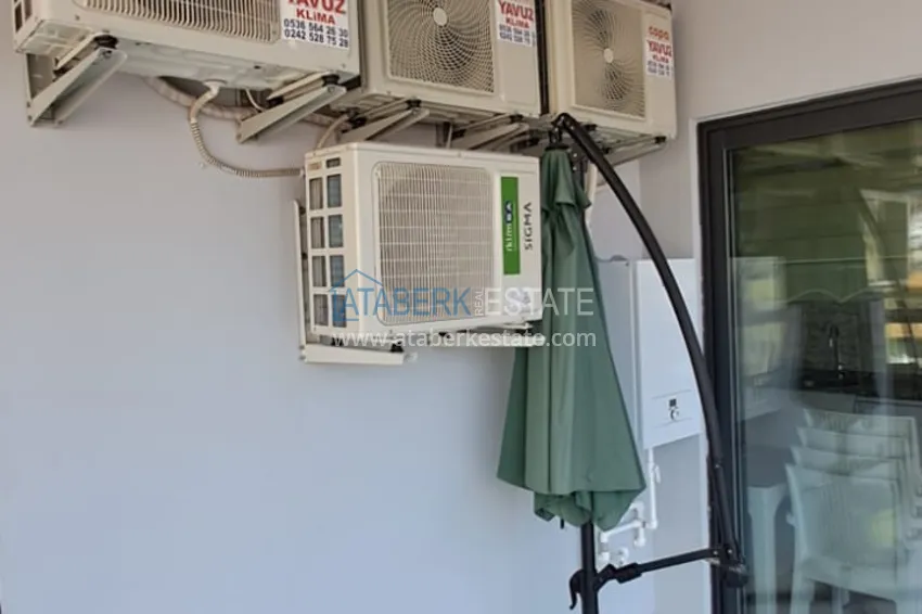 Purchase  3+1 furnished apartment with a glazed balcony and mountain views - Alanya Center 19 