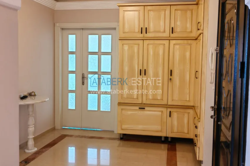 Purchase Panoramic two-bedroom apartment with furniture, glazed balcony in Mahmutlar 2