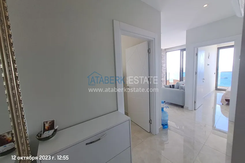 Purchase  Furnished 2+1 apartment with sea views on the beachfront, Mahmutlar district — Alanya 1 