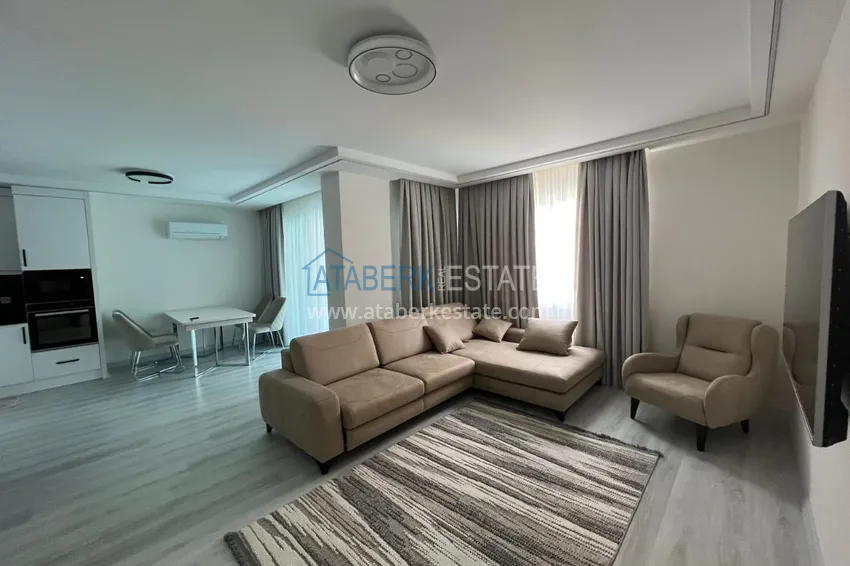 Purchase Furnished 2+1 apartment in a complex on the beachfront, Mahmutlar district — Alanya 1 