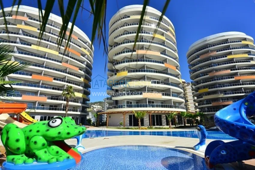 1+1 apartment with furniture and sea view in Cikcilli area, Alanya 3 