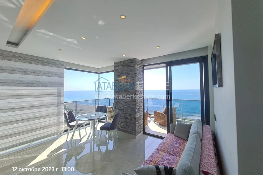 Purchase  Furnished 2+1 apartment with sea views on the beachfront, Mahmutlar district — Alanya 4 