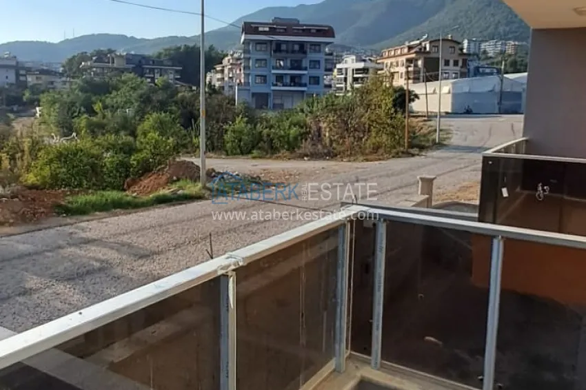 One bedroom apartment from the owner in a new building in Upper Oba, Alanya 2