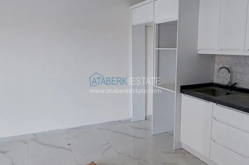 Purchase Finished 1+1 apartment in a multi-apartment residential complex in Mahmutlar — center 5 