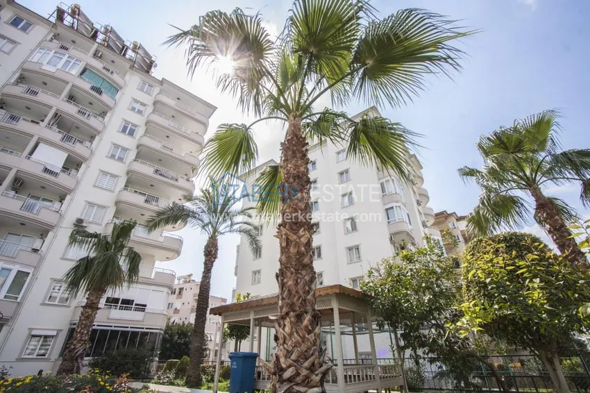 Apartment 2+1 with furniture and glazed balcony in the center of Alanya - Cleopatra Beach area. Real estate for residence permit 6 