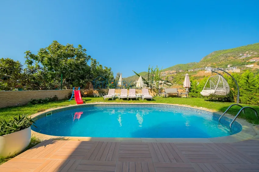 Villa 5+2 in Alanya Bektas district, furnished with stunning panoramic views 8