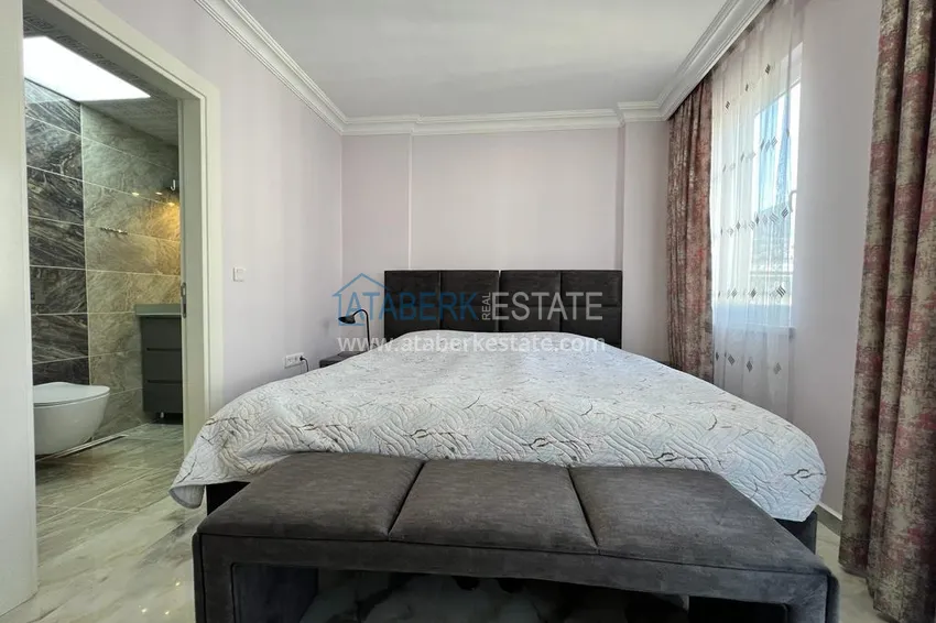 Purchase  Apartment 2+1 with furniture and glazed balcony in the center of Alanya - Cleopatra Beach area. Real estate for residence permit 9 