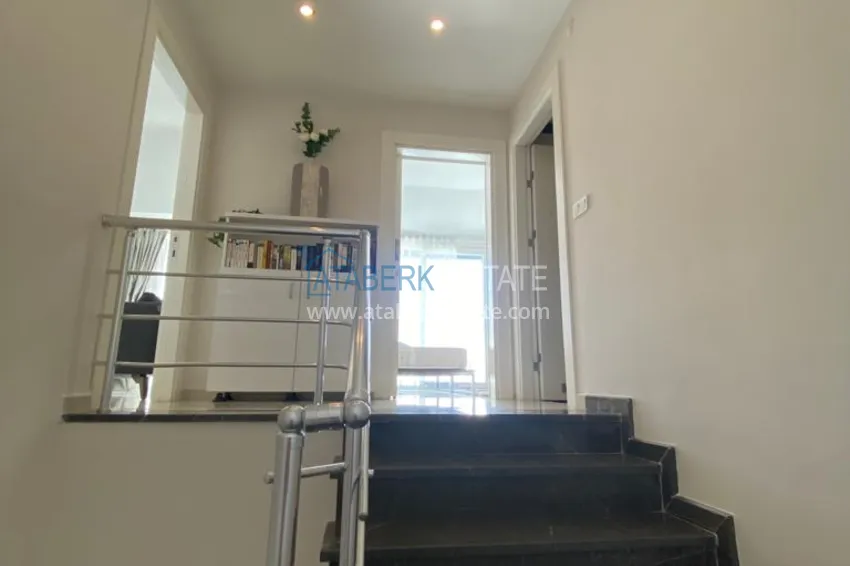 Purchase 3+1 penthouse duplex with furniture and a glazed balcony in the Oba area. Real estate for a residence permit 9 