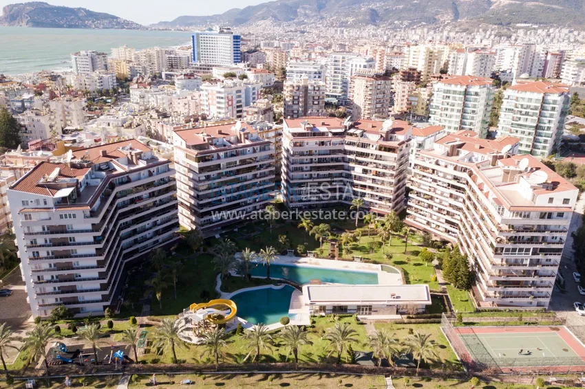 Real estate for residence permit. Apartment with furniture and glazed balcony in Tosmur - Alanya 1 