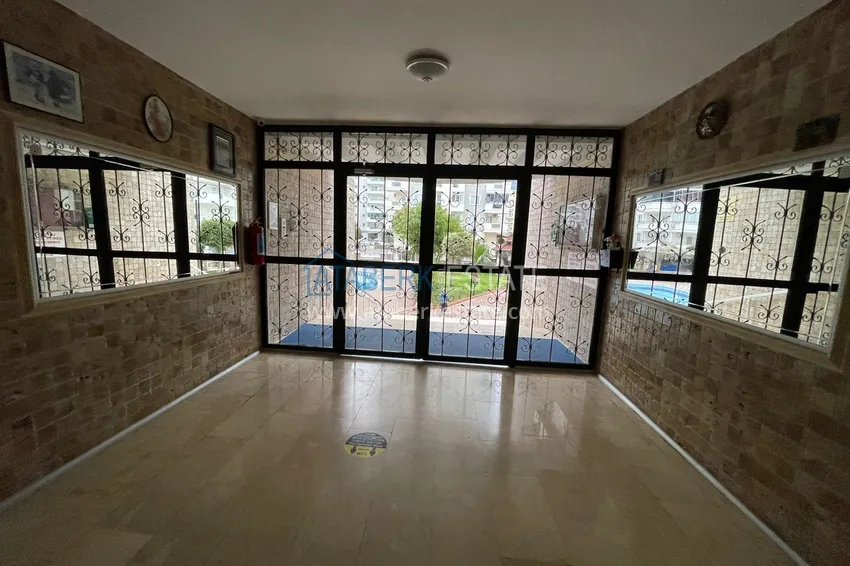 2+1 apartment in Mahmutlar furnished in the center of the district — 300 meters from the sea 12 