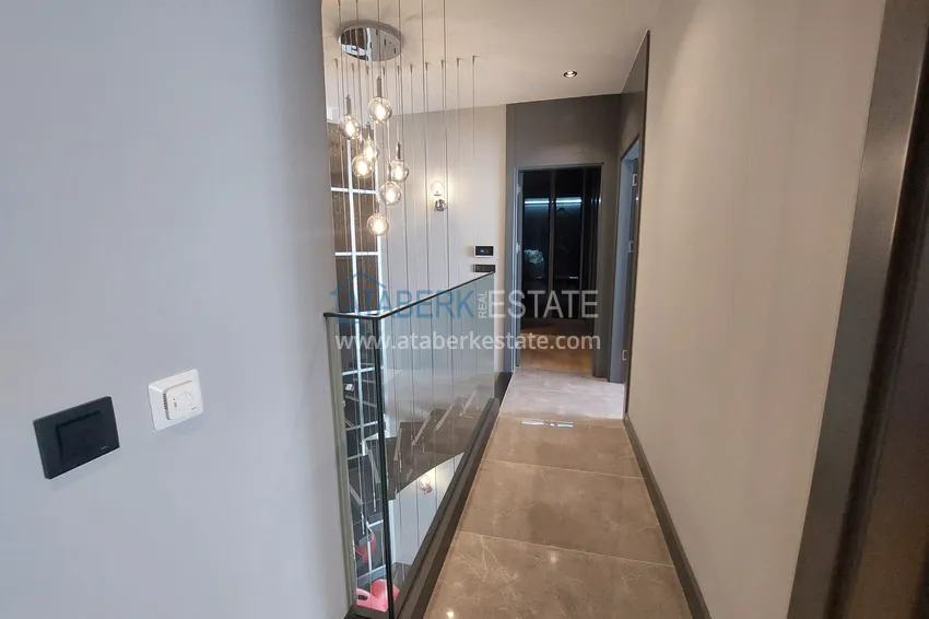 Purchase Rent a two-level premium villa with a private pool in Mahmutlar 11 