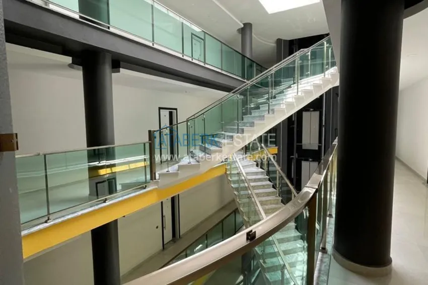 Purchase  Furnished 1+1 apartment in a complex on the seafront — Alanya, Kargicak district 1 