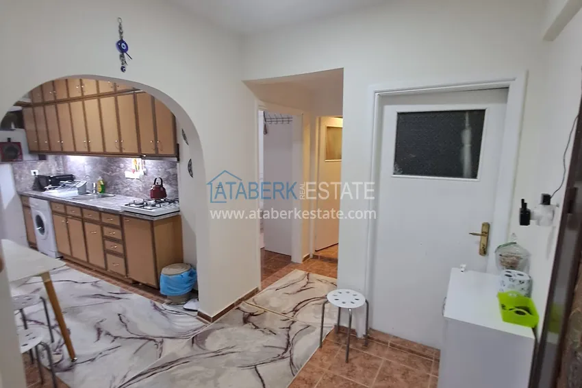 Purchase  Квартира 2+1 в центре Алании с мебелью, отдельной кухней и застекленным балконом  1 