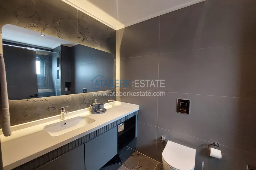 Purchase Rent a two-level premium villa with a private pool in Mahmutlar 21 