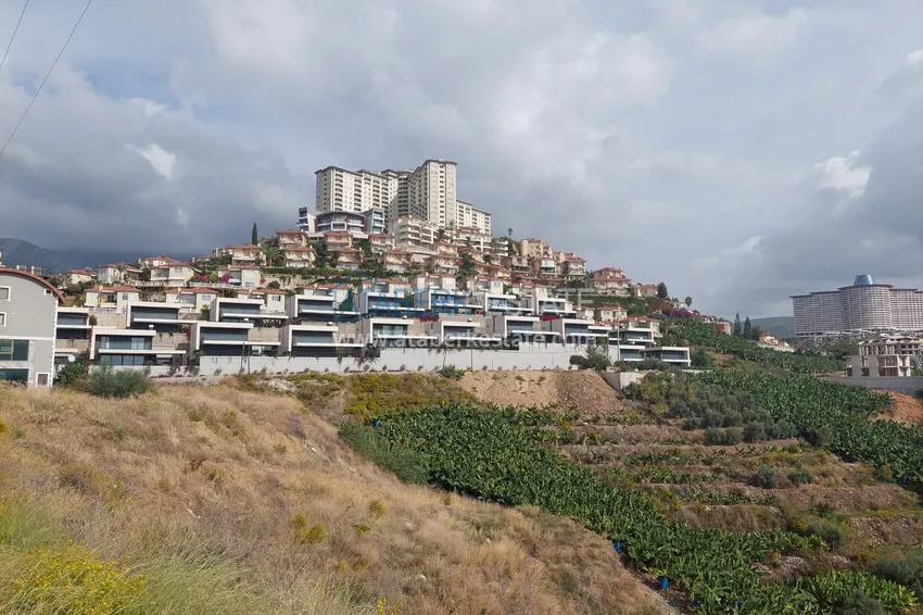 Rent a two-level premium villa with a private pool in Mahmutlar 3 