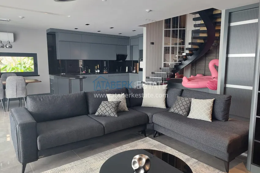 Purchase Rent a two-level premium villa with a private pool in Mahmutlar 4 