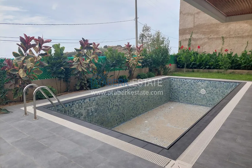 Rent a two-level premium villa with a private pool in Mahmutlar 5 